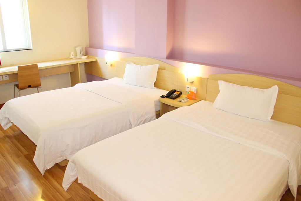 7Days Inn Guangzhou Xinshi Exterior foto